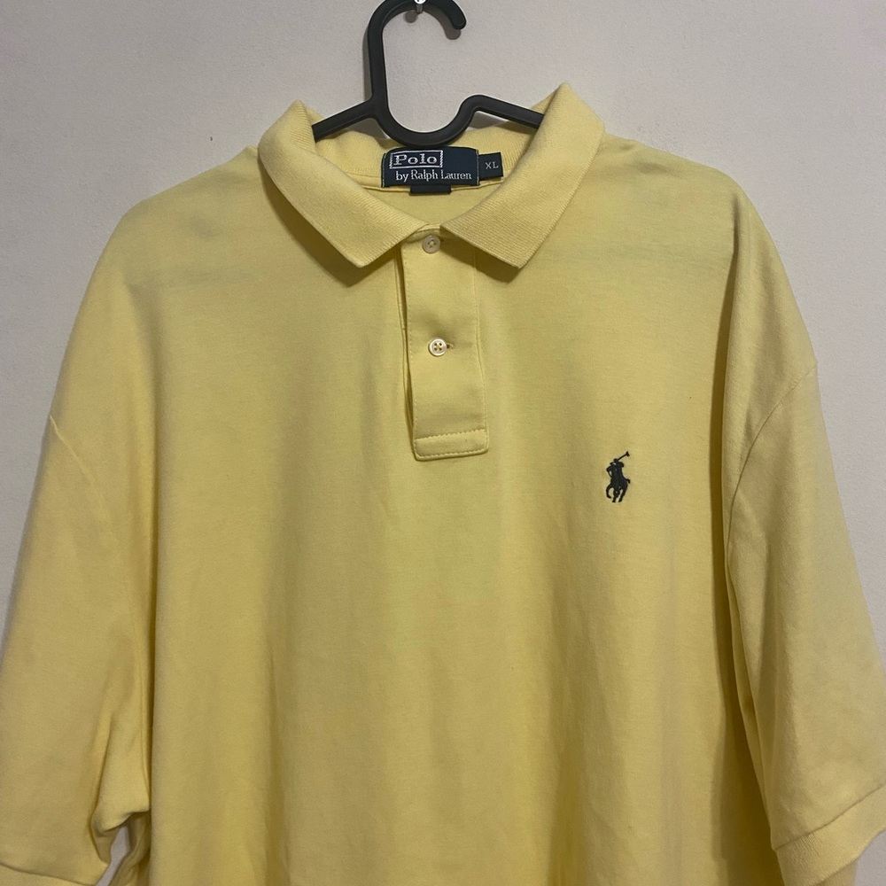 Yellow polo short sleeve